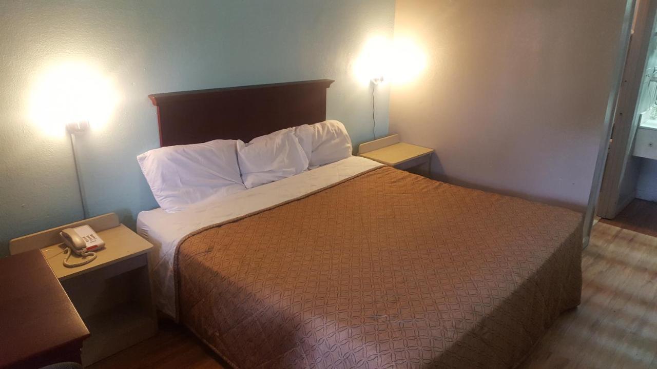 Rodeway Inn Jonesboro Kültér fotó